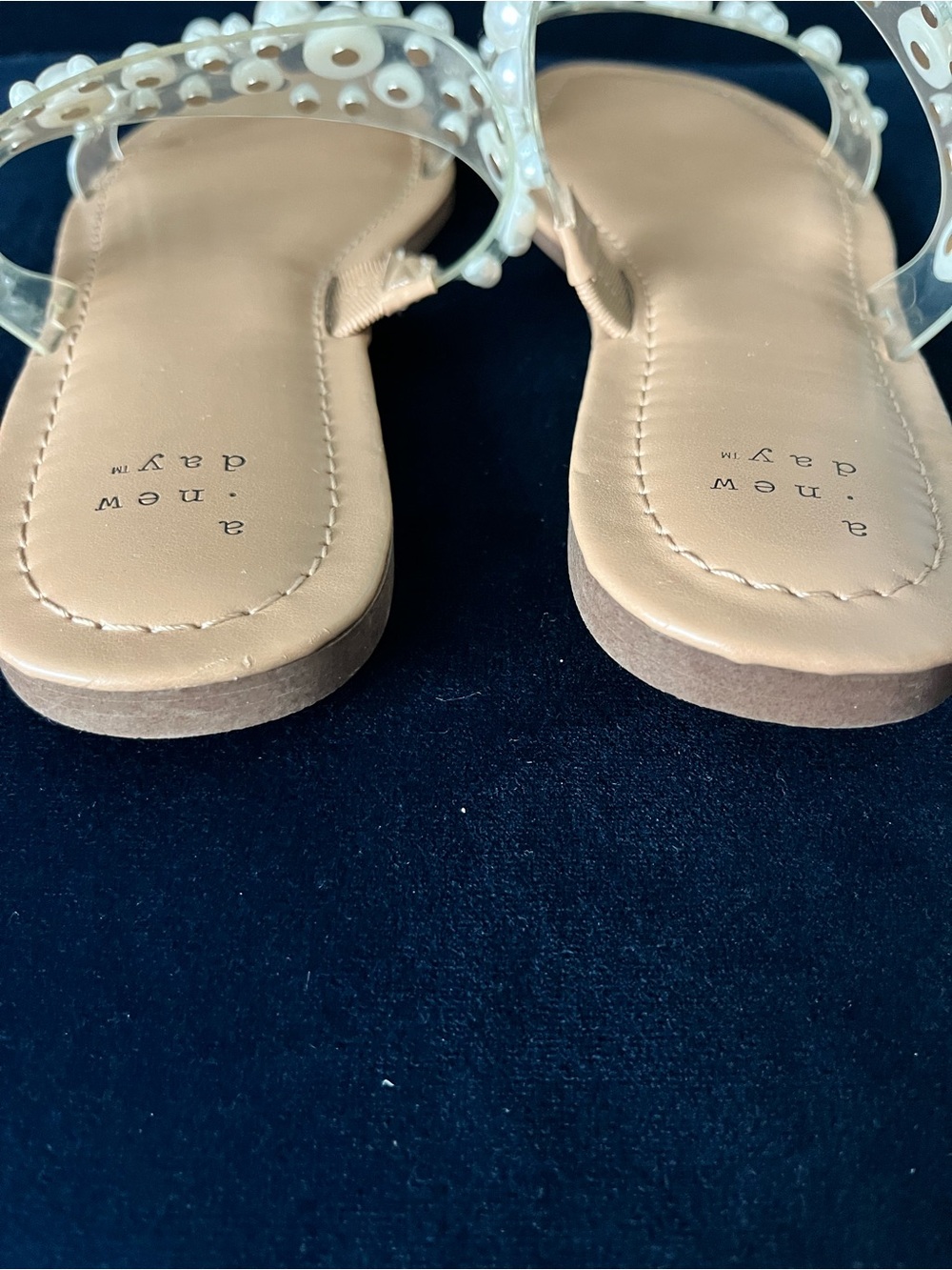a . new day Pearl Sandals Sz 8 - Picture 3 of 7